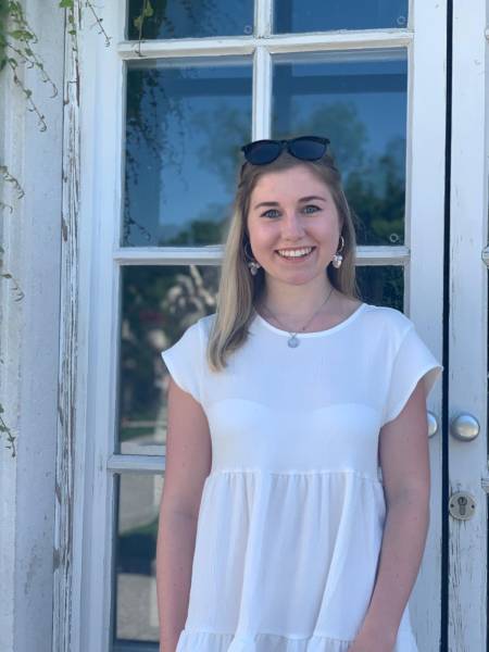 claudia.jpg claudia.jpg